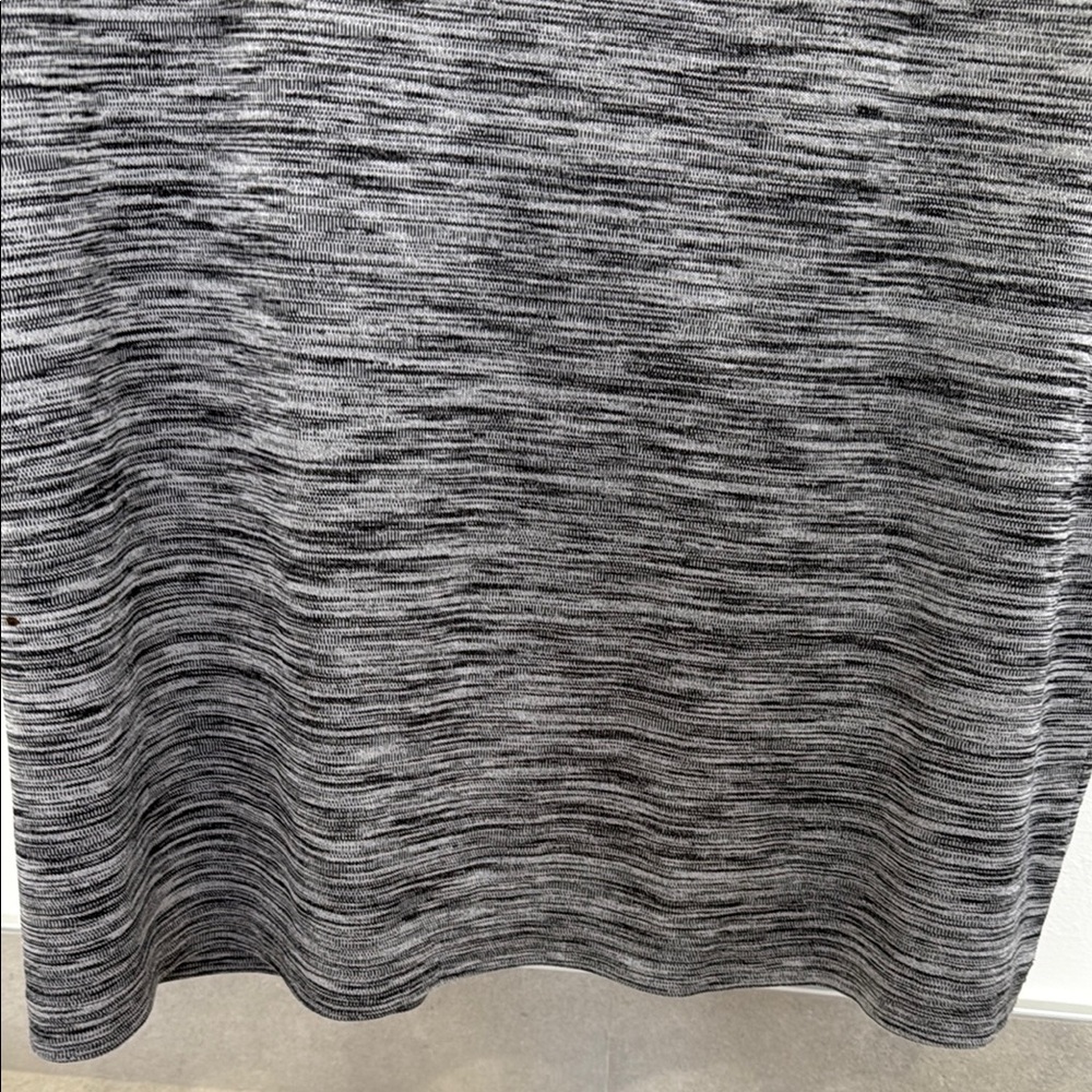Reebok Men's Neptune Crewneck T-Shirt - Picture 6 of 8